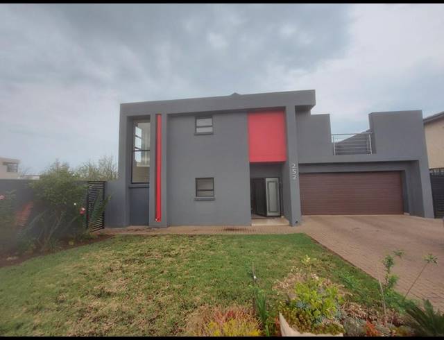4 BEDROOM HOUSE FOR SALE IN RASLOUW GARDENS